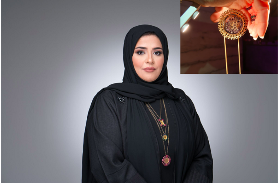 Nada Al Sulaiti with jewelry work